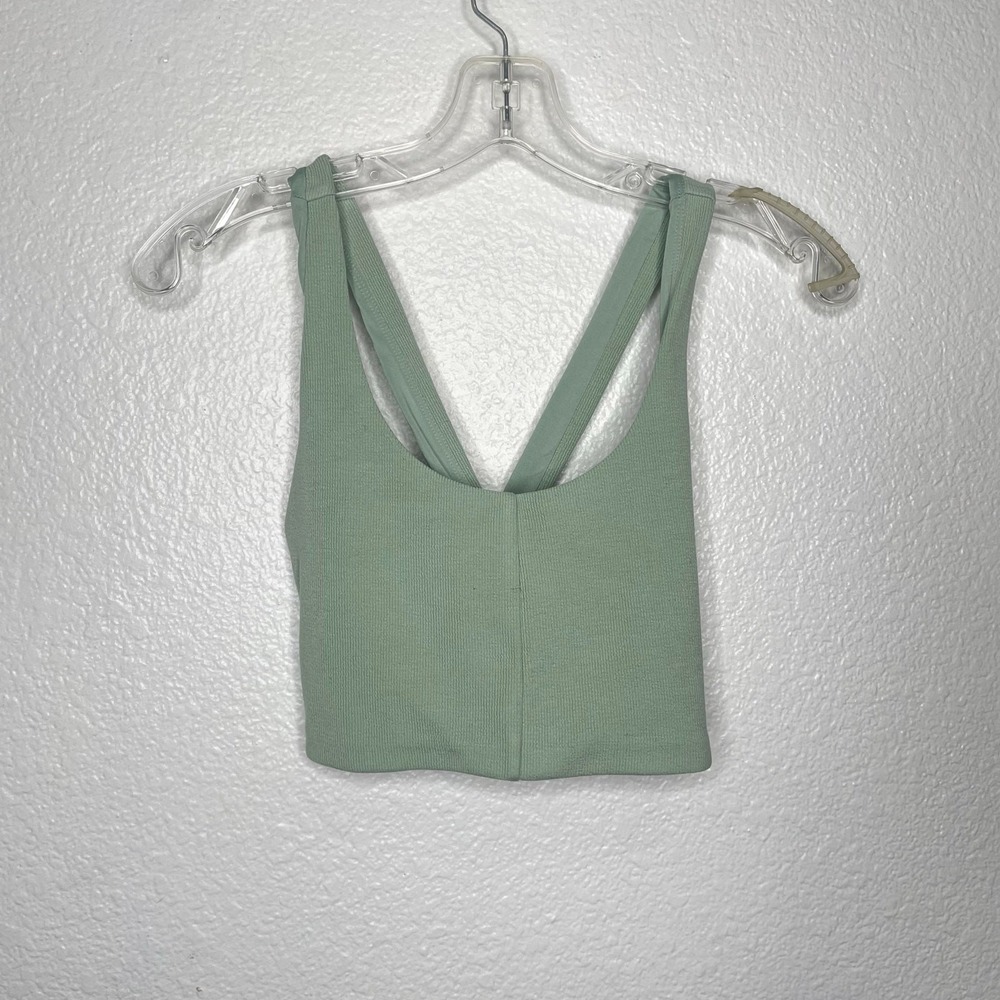 Gymshark Ribbed Cross Back Sports Bra Sage Green Medium